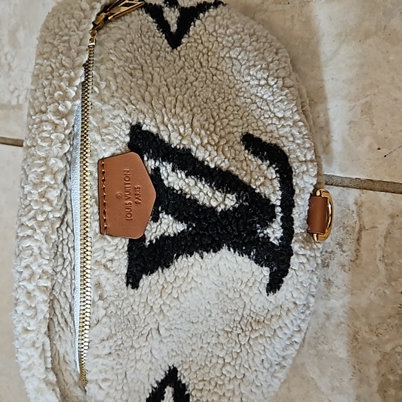 Fashion LV belt bag - Picture 4 of 6